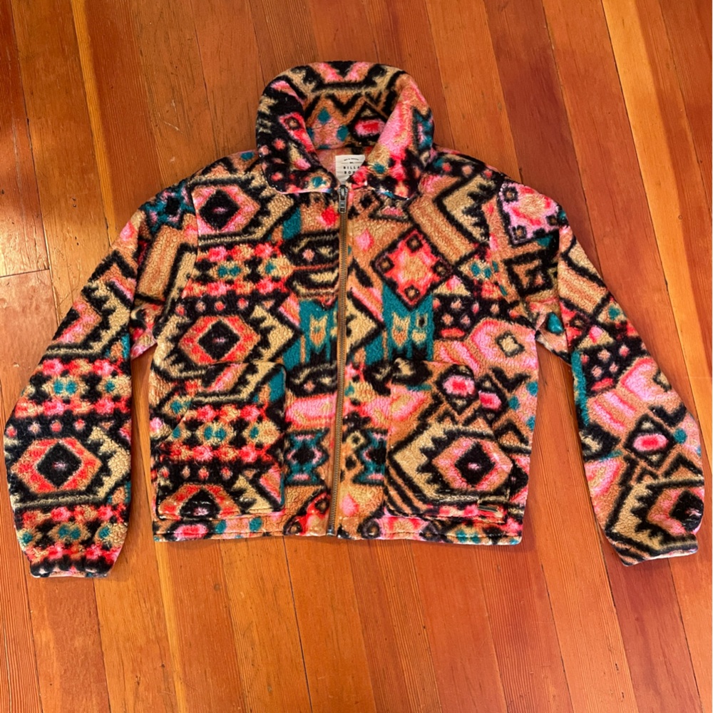 3/$20!!! BILLABONG Aztec print Fleece - size small